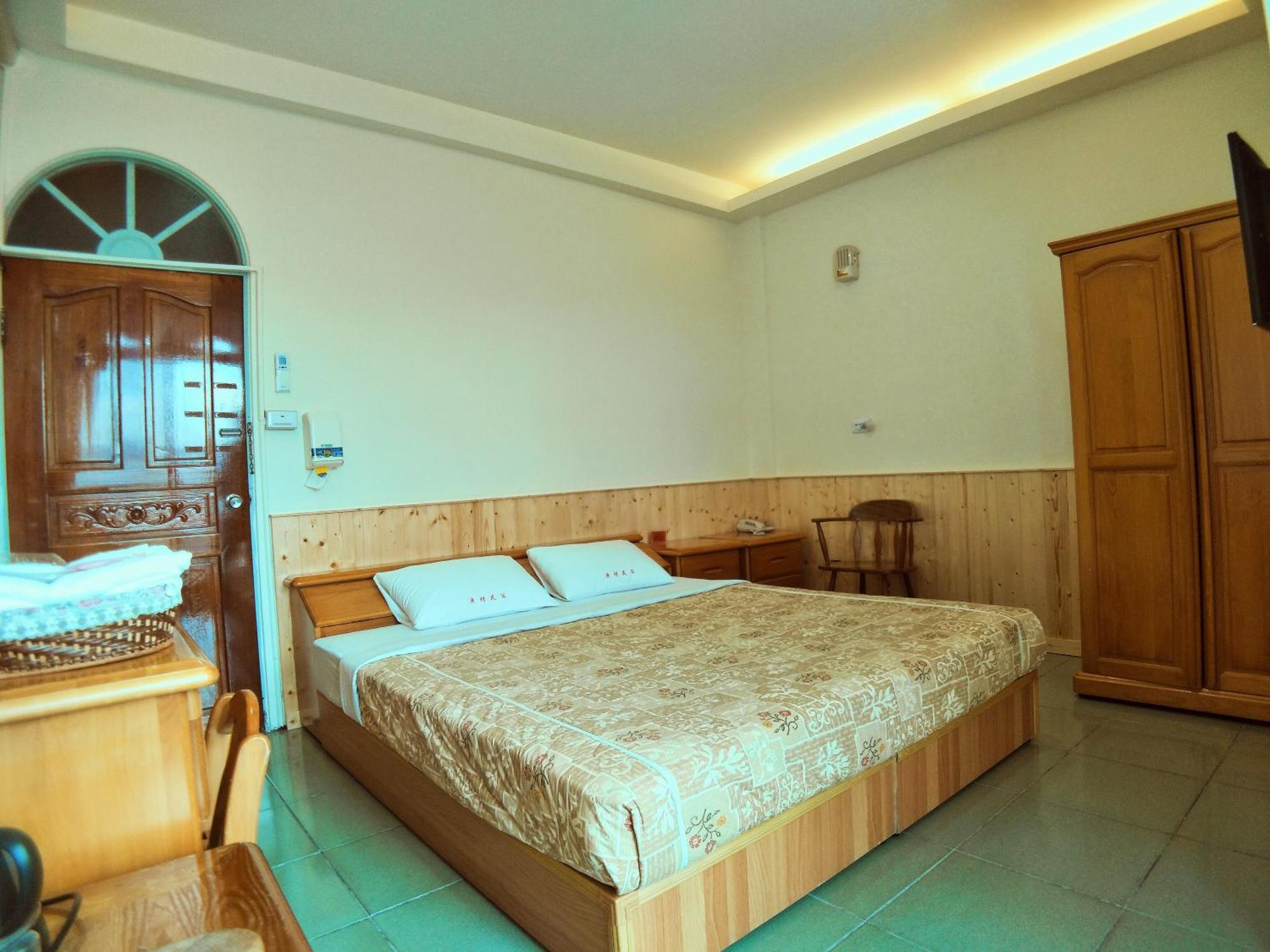 Sun Moon Lake Fisherman Homestay Yuchi Δωμάτιο φωτογραφία