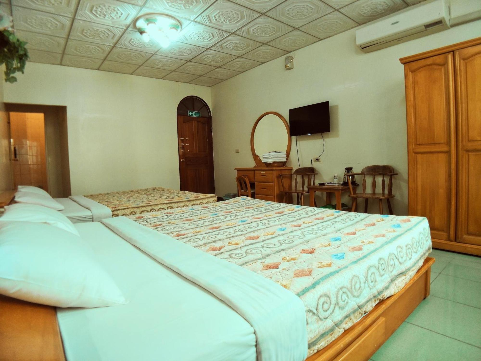 Sun Moon Lake Fisherman Homestay Yuchi Δωμάτιο φωτογραφία