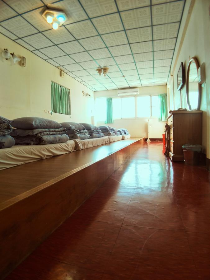 Sun Moon Lake Fisherman Homestay Yuchi Δωμάτιο φωτογραφία